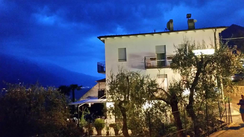Hotel Augusta Garni Limone sul Garda Eksteriør bilde