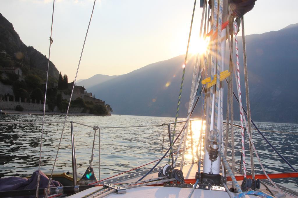 Hotel Augusta Garni Limone sul Garda Eksteriør bilde