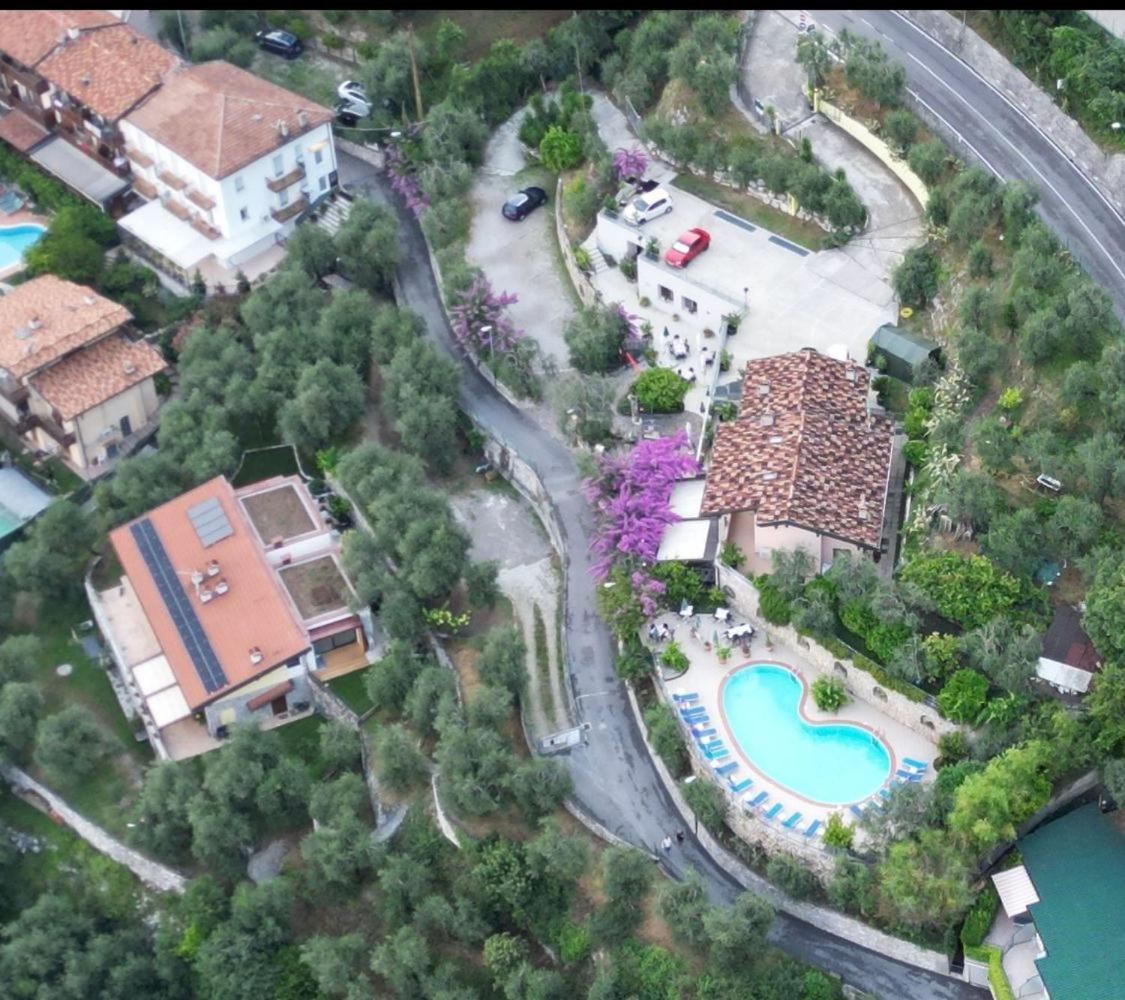 Hotel Augusta Garni Limone sul Garda Eksteriør bilde