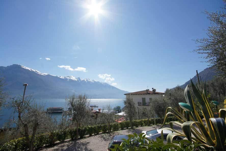 Hotel Augusta Garni Limone sul Garda Eksteriør bilde
