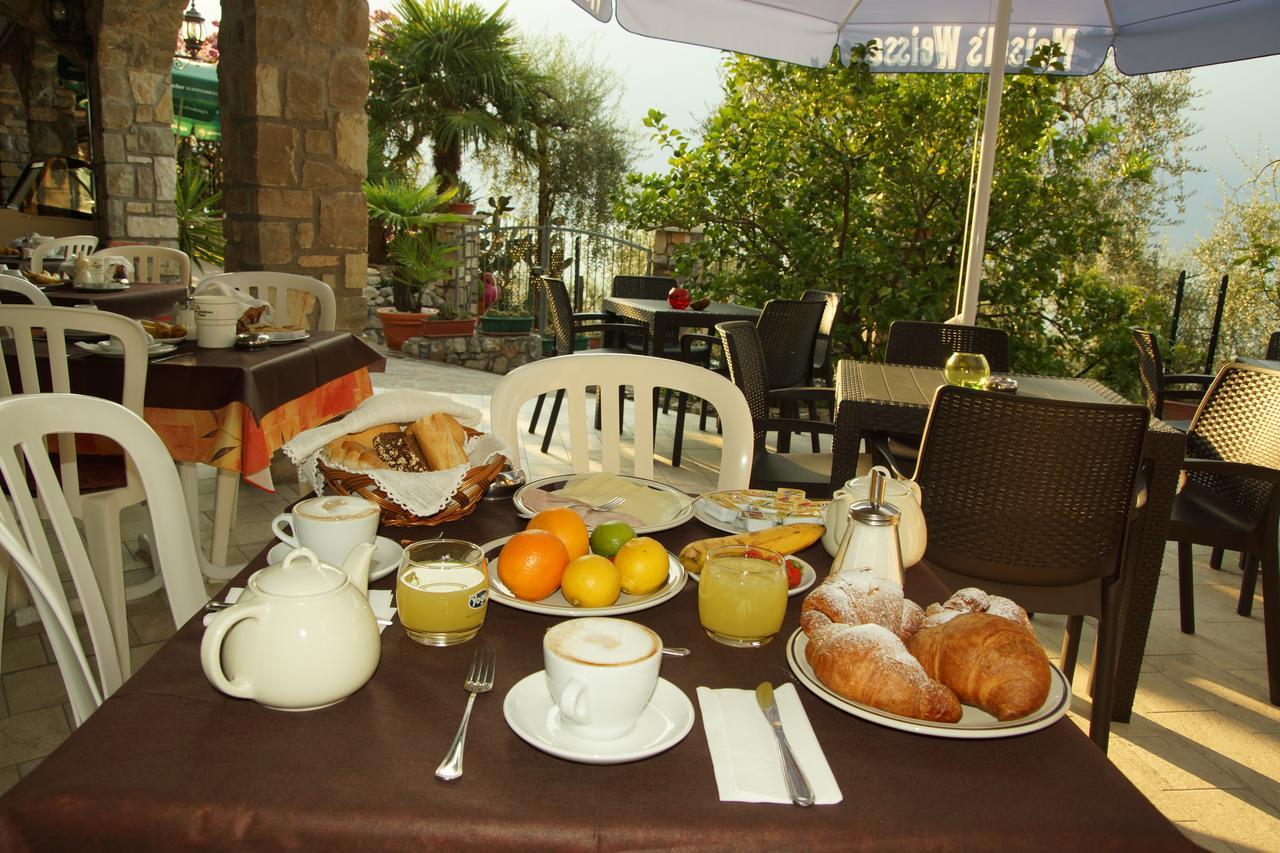 Hotel Augusta Garni Limone sul Garda Eksteriør bilde